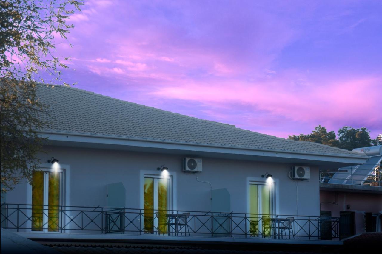 Ariadni Aparthotel *